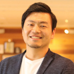 青木 慎太郎 氏