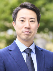 飯田 晃平 氏
