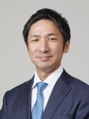 山口 惣大 氏
